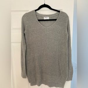 Old navy gray tunic sweater